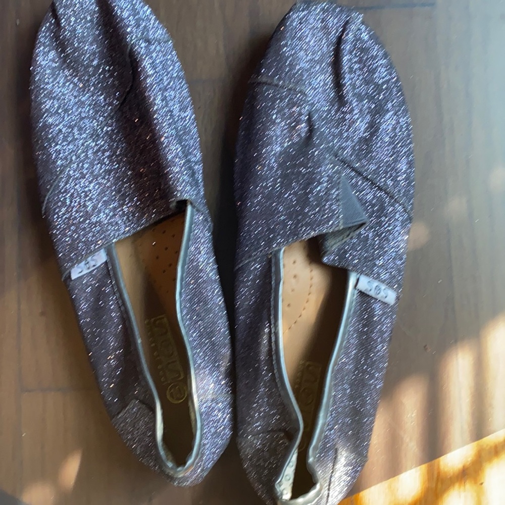 Silver metallic shoes